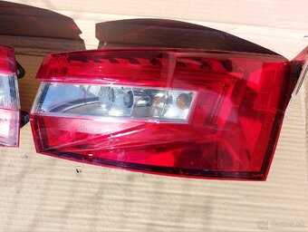 Zadné svetlá Superb 3 - 3