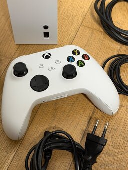 Xbox series S 512Gb + 2x ovladac plus zaruka - 3
