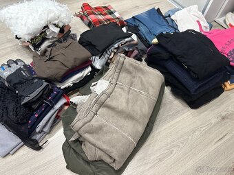 Predám komplet balík dámskeho oblečenia (70+ ks) - 3