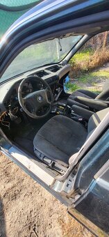 Bmw e34 Rozpredám - 3