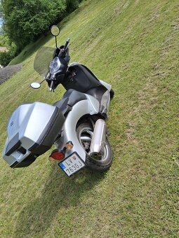 Aprilia 200gt - 3