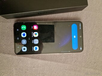 Samsung s23 fe - 3