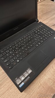Lenovo B50 - 3