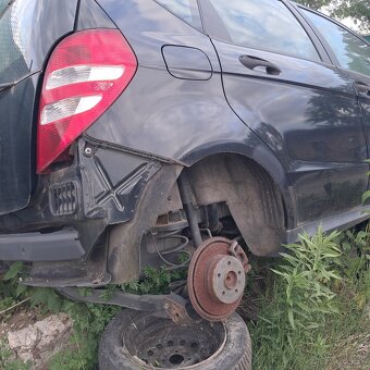 Rozpredam bmw e60 e61 e90 e66 e65 e53 e46 na náhradné diely - 3
