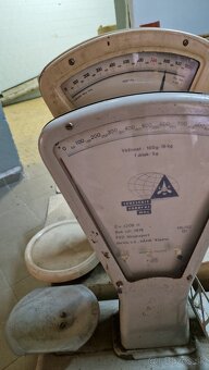 Váhy stolové obchodné klasické 1 veľká do100kg - 3