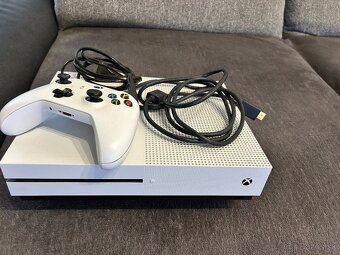 Xbox 360 oneS - 3