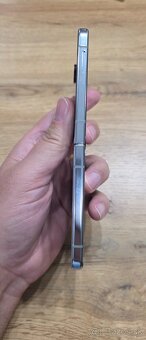 Samsung Z flip 5 - 3