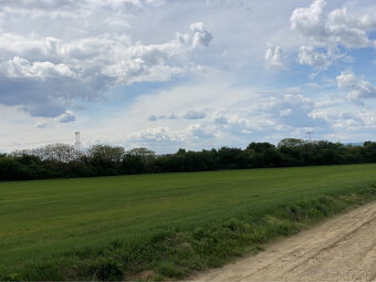 Pozemky v krásnom prostredí v Bernolákove za priaznivú cenu - 3