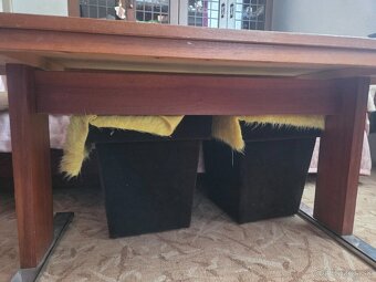 Konferencny stolik - 3