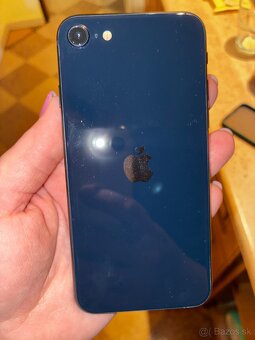 IPHONE SE 2022 - 3