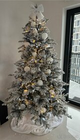 Umelý vianočný stromček 3D smrek polárny 210cm - 3