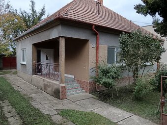 Rodinný dom - Iža - 3