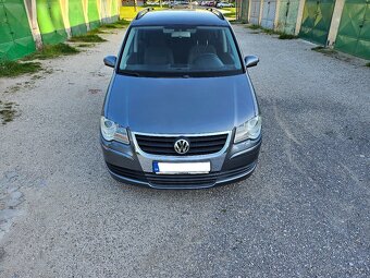Volkswagen Touran 1.9 TDI 7-Miestne - 3
