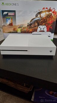 Predám Xbox One S - 1TB - 3