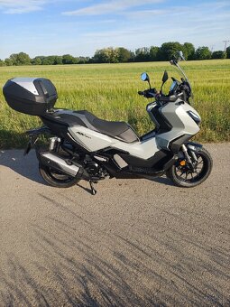 Honda adv 350 - 3