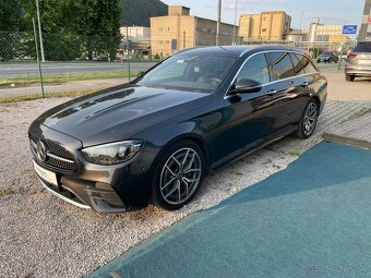 Mercedes-Benz E220 d A/T AMG-Line - 3
