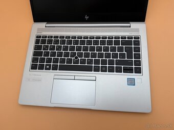 Notebook HP 14″ s procesorom Intel Core i5 a 32 GB RAM - 3