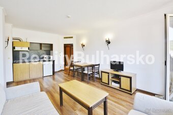 Prostorný apartmán 2+kk s výhledem na moře a hory – Elenite - 3