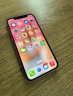 iPhone 12 - 3