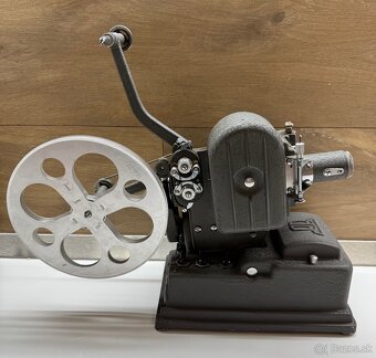 Starožitná premietačka Meopta ATAS KD5A 1950 - top stav - 3
