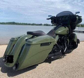 HARLEY DAVIDSON FLHX CUSTOM SPECIAL - 3