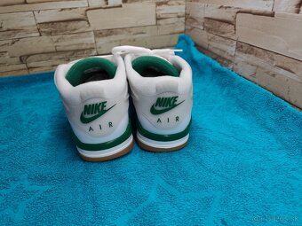 Jordan 44,5 - pánske kožené tenisky - 3