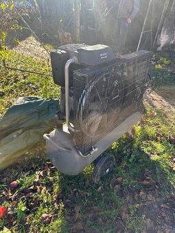 Predám/vymenim kompresor Schneider 90l v nálezovom stave - 3