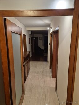 Útulný rodinný dom v lukratívnej lokalite Grot - 3