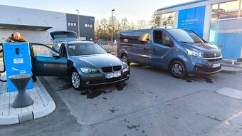 BMW E91 325xi xDrive (2006) - 3