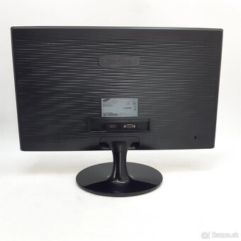 LCD Samsung S22D300 22" - 3