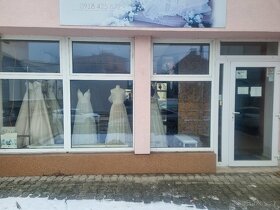 Odstúpim zabehnutý svadobný salón v centre Lučenca - 3