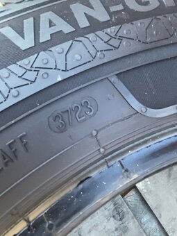 Semperit 225/65 R16C 2x=100e - 3