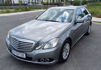 Mercedes E 350 CGI V6 7G-Tronic BlueEfficiency Elegance - 3