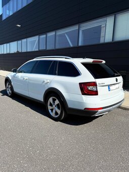 Škoda Octavia Scout 4x4, 135kw, automat - 3
