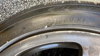 73. BMW 245/45/ r19 | 275/40/ r19 - 3