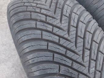 205/55R16 VREDESTEIN zimné pneu -5x112R16 disky MERCEDES - 3