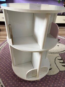 Detská knižnica a vešiak - 3