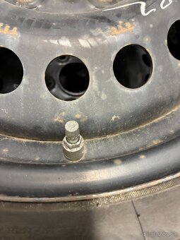 Zimní pneu Kia Ceed vč TPMS + plechový disk, cena za 1ks - 3