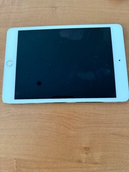 Predam Apple iPad míny 4 - 3
