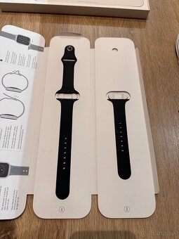 Apple Watch SE GPS 44 mm Midnight Aluminium - 3