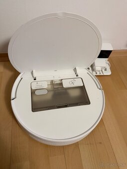 Roboticky vysavax Xiaomi - 3