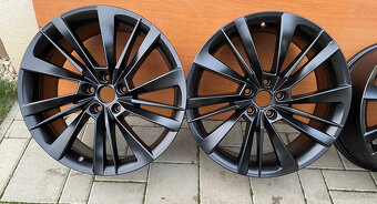 ACAMAR schwarz orig.skoda Superb3V 5x112 8j x19 ET 44 VW - 3