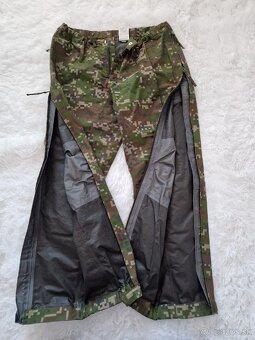 Nohavice Goretex a tepláková súprava - 3