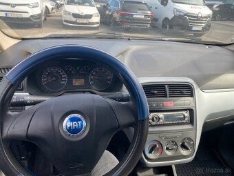 Predawn Fiat punto - 3