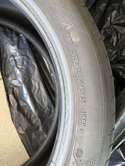 Letné pneu 235/45R20 105H - 3