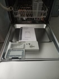 Umývačka riadu AEG 45 cm - 3