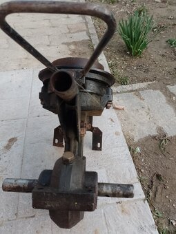 Prevodovka na rotavátor AGZAT - Top stav - 3