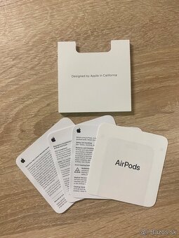 Apple AirPods 4 - 3