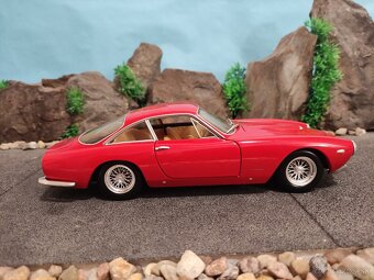 Prodám model 1:18 Ferrari 250GT Berlinetta Lusso - 3