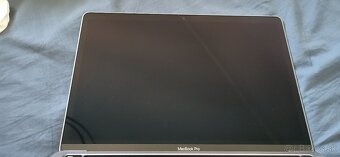 Apple MacBook Pro 13" 1TB SK 2020 sedy - 3